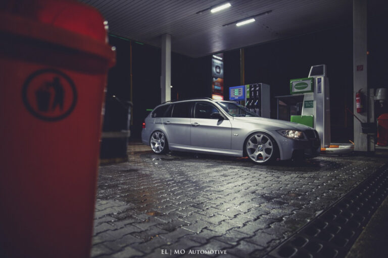 Milan Dzadik - Fotenie aut a fotenie reklamy a fotenie dokumentu a fotenie garaze