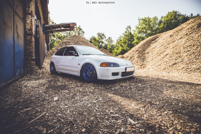 Milan Dzadik - Fotenie aut a fotenie reklamy a fotenie dokumentu a fotenie garaze