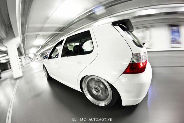 Milan Dzadik - Fotenie aut a fotenie reklamy a fotenie dokumentu a fotenie garaze