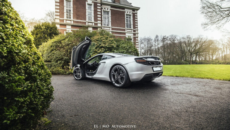 Milan Dzadik - Fotenie aut a fotenie reklamy a fotenie dokumentu a fotenie garaze