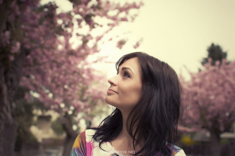 Milan Dzadik - Fotenie portretov a business fotenie a fotenie v atelieri a biznis fotenie a glamour fotenie