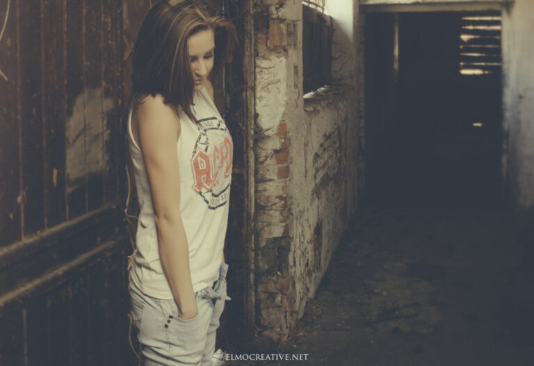 Milan Dzadik - Fotenie portretov a business fotenie a fotenie v atelieri a biznis fotenie a glamour fotenie