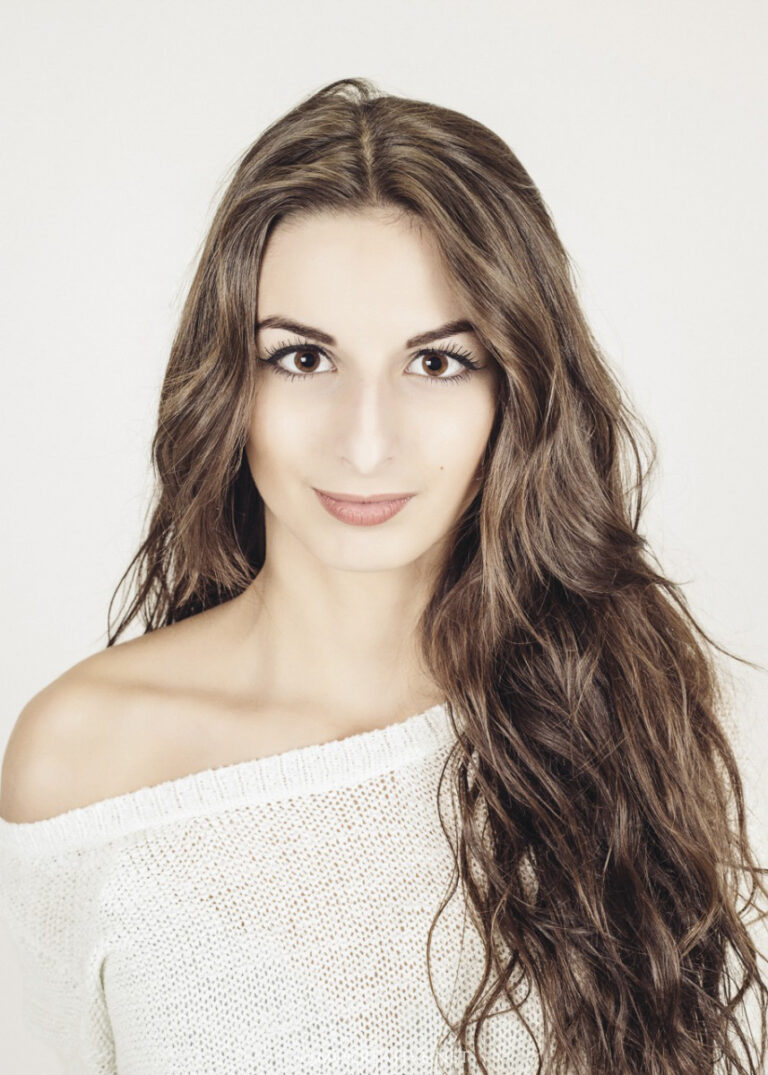 Milan Dzadik - Fotenie portretov a business fotenie a fotenie v atelieri a biznis fotenie