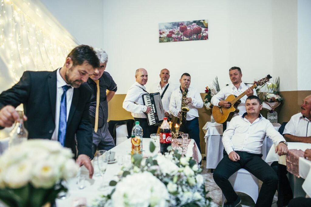Milan Dzadik - Fotenie svadieb a svadobny fotograf a fotenie svadby a svadobne fotenie