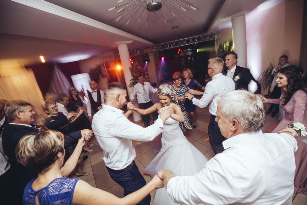 Milan Dzadik - Fotenie svadieb a svadobny fotograf a fotenie svadby a svadobne fotenie